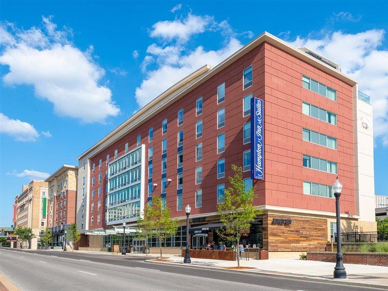 Hotel Hampton & Wayne Downtown Fort Wayne