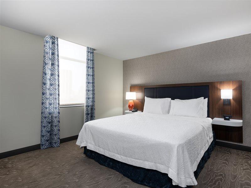 Hotel Hampton & Wayne Downtown 3*
