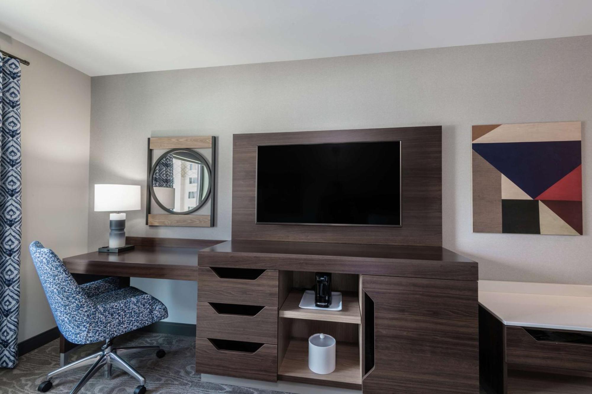 Hotel Hampton & Wayne Downtown Fort Wayne